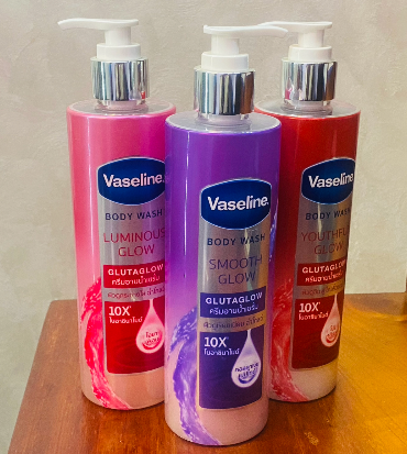 VASELINE GLUTA GLOW WASH
